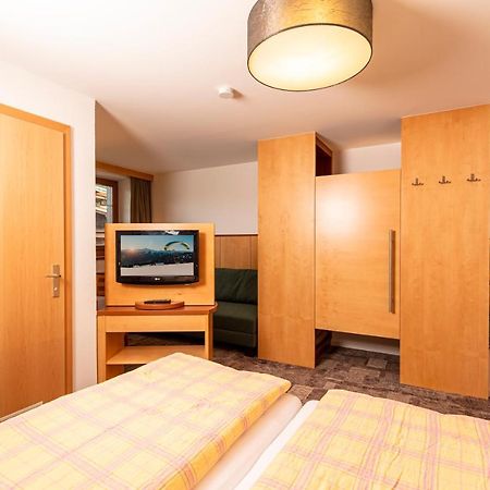 Hotel-Garni Pramstraller Mayrhofen Bagian luar foto